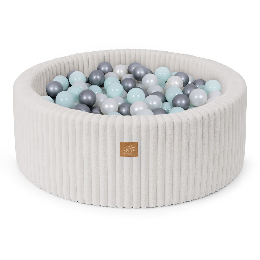 Piscină cu Bile pentru Copii – Alege Culoarea Bilelor | Vată de zahăr albă | Churros