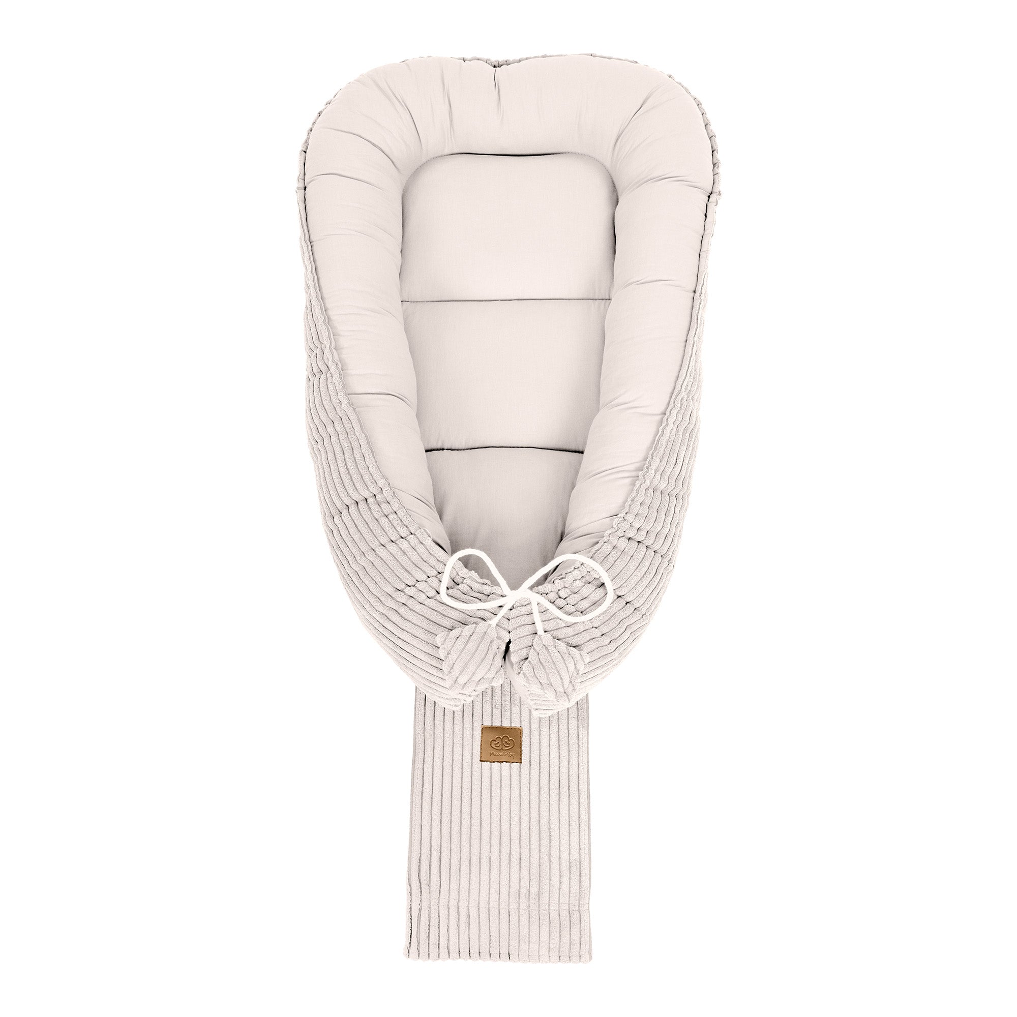 Baby nest pentru bebeluși – Spațiu sigur pentru nou-născuți | Aesthetic