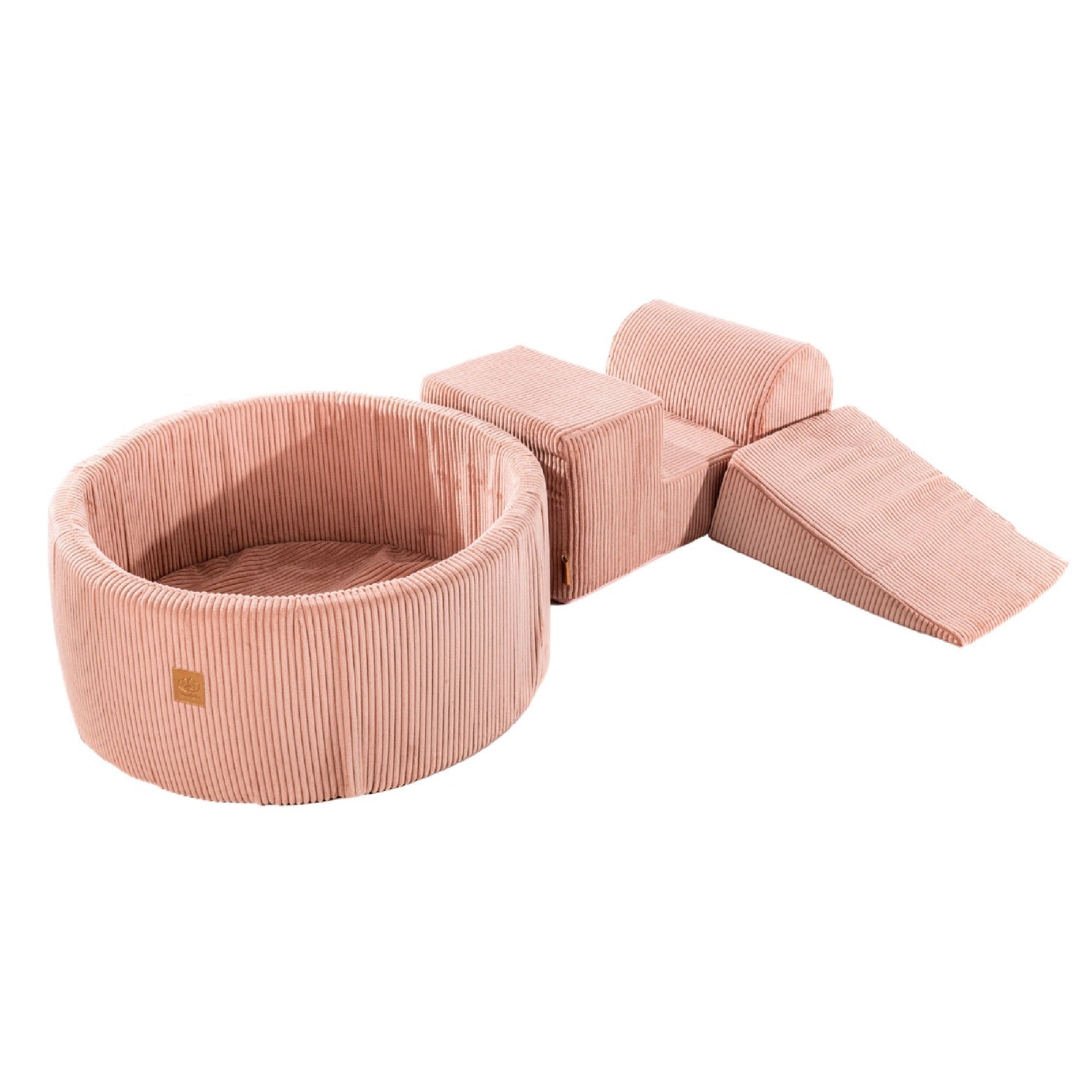 Loc de joacă estetic din spumă cu 4 elemente