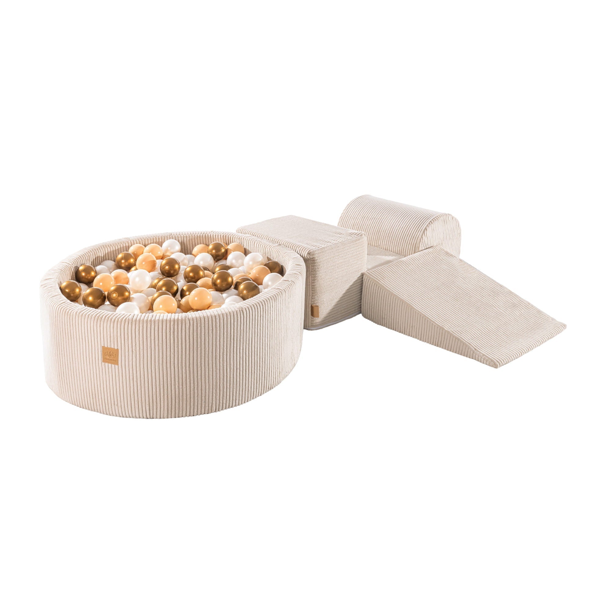 Loc de joacă estetic din spumă cu 4 elemente