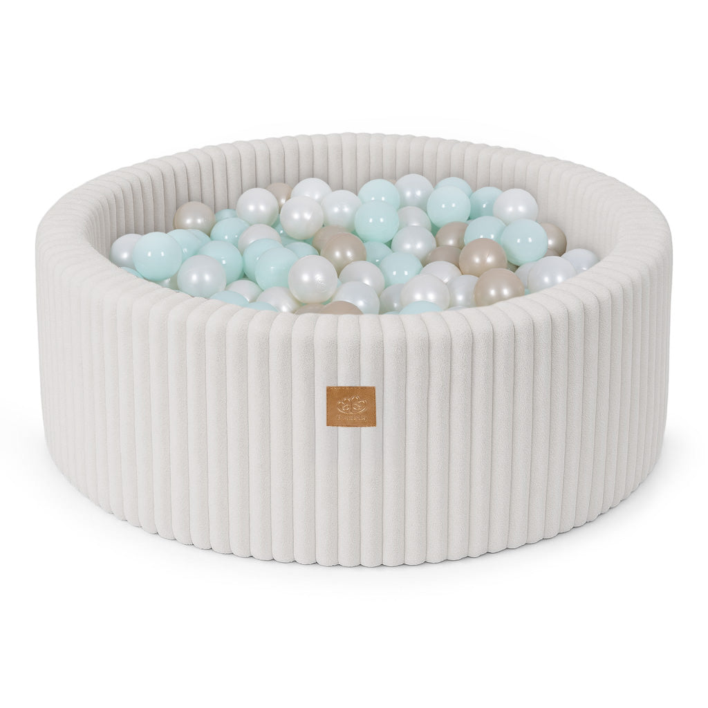 Piscină cu Bile pentru Copii – Alege Culoarea Bilelor | Vată de zahăr albă | Churros